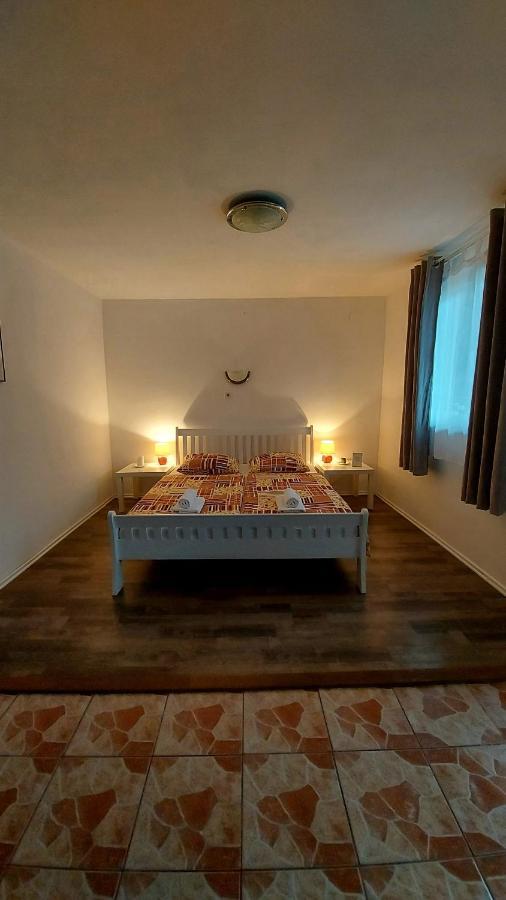 House Mesic Apartment Smoljanac Ngoại thất bức ảnh