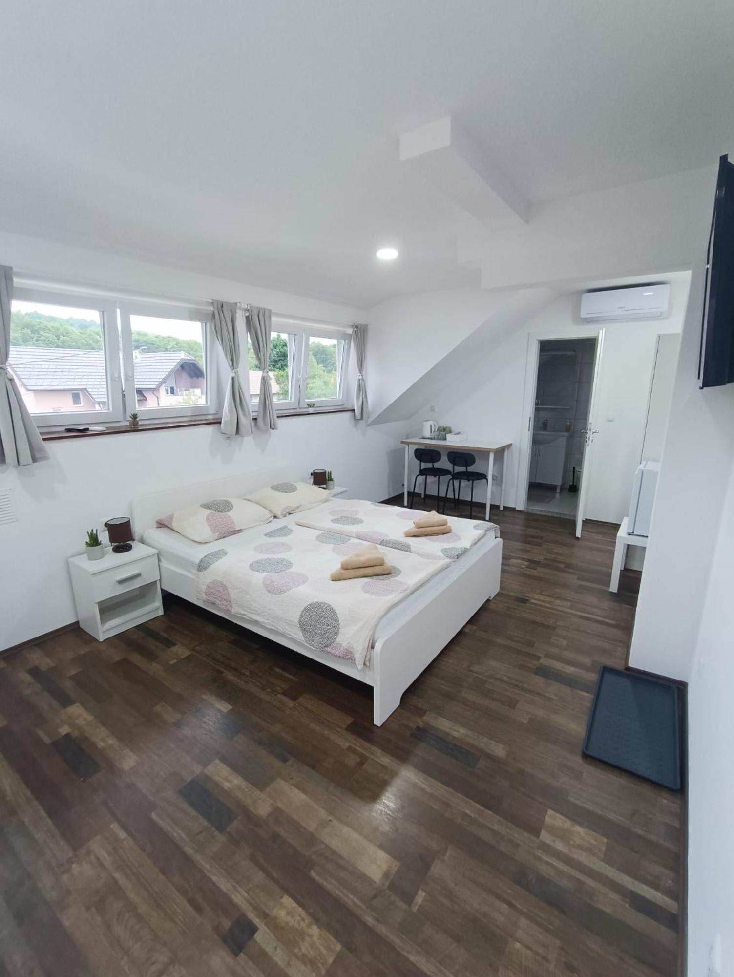 House Mesic Apartment Smoljanac Phòng bức ảnh