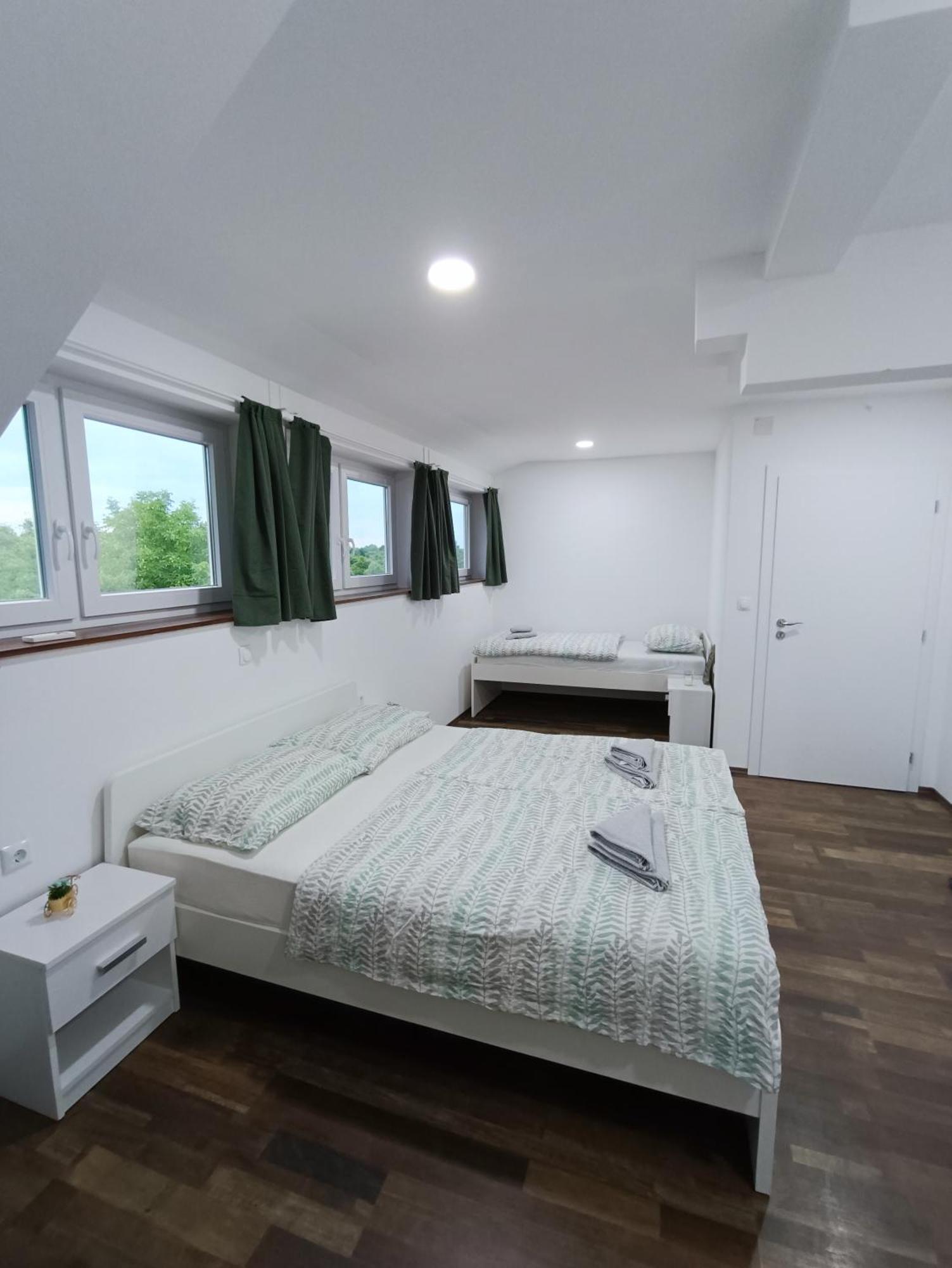 House Mesic Apartment Smoljanac Phòng bức ảnh